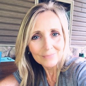 Meet your Posher, Sheri